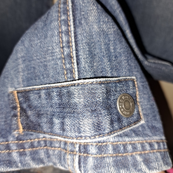 Old Navy Low Rise Jeans - Picture 3 of 8